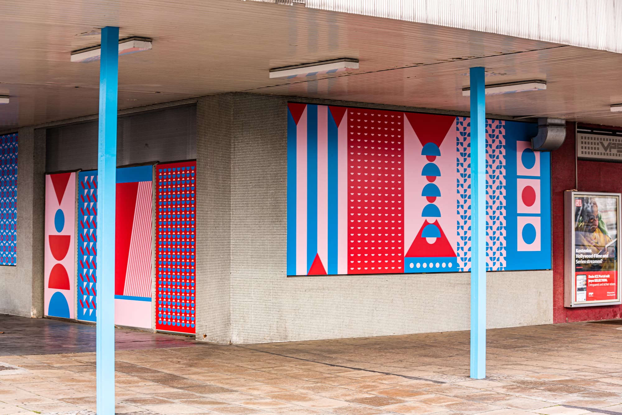 Image at row 6, column 3